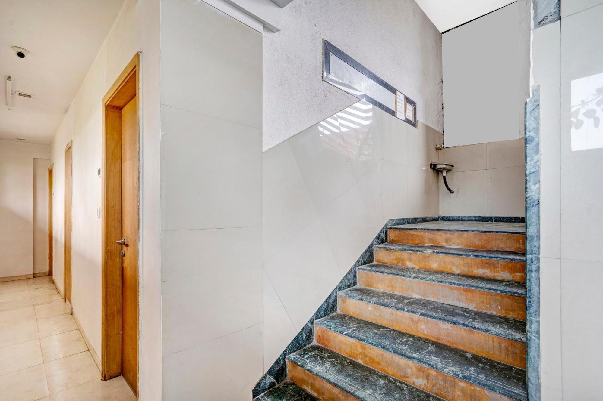 Hotel O Delight Inn Near Andheri Railway Station مومباي المظهر الخارجي الصورة